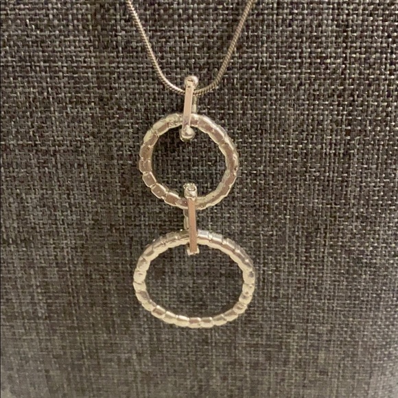 Sterling silver CZ stone necklace - Picture 4 of 6